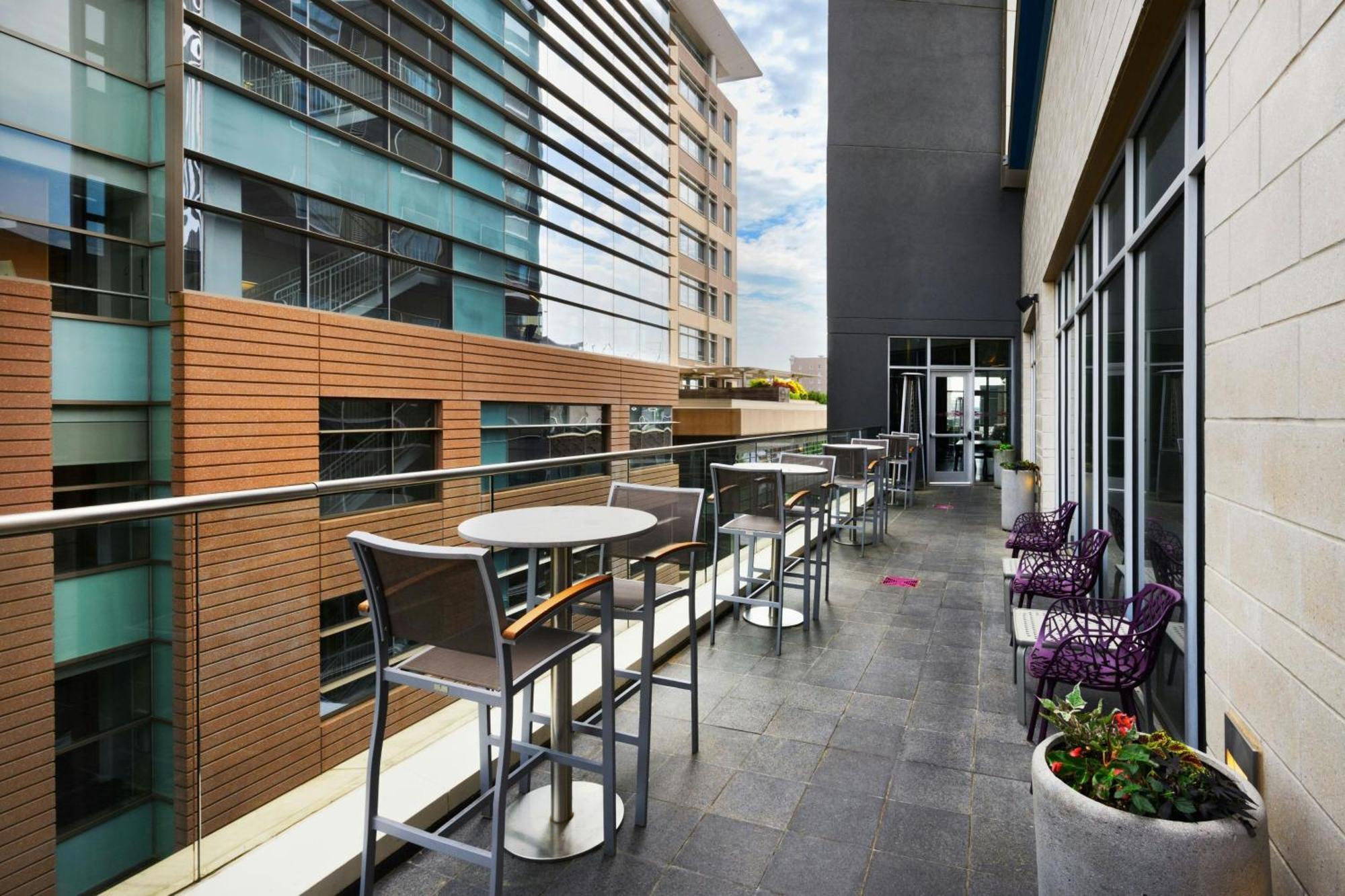 Aloft Greenville Downtown Exterior photo